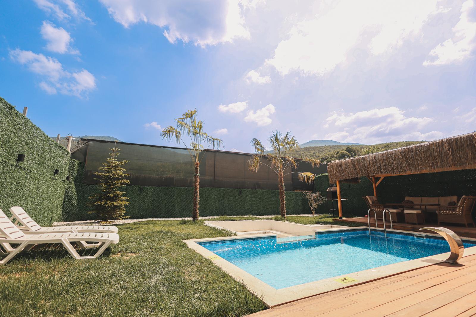 Velora Delüxe- Cosmos